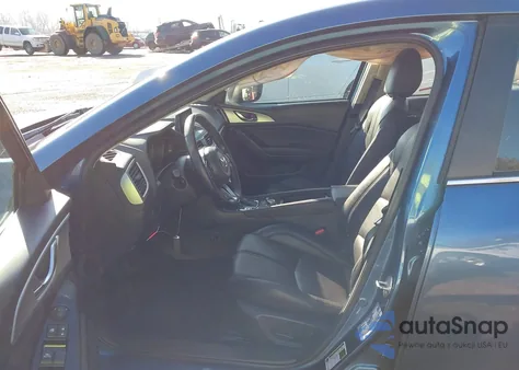 2018 Mazda Mazda3 Touring from USA, damaged, VIN 3MZBN1L30JM179691